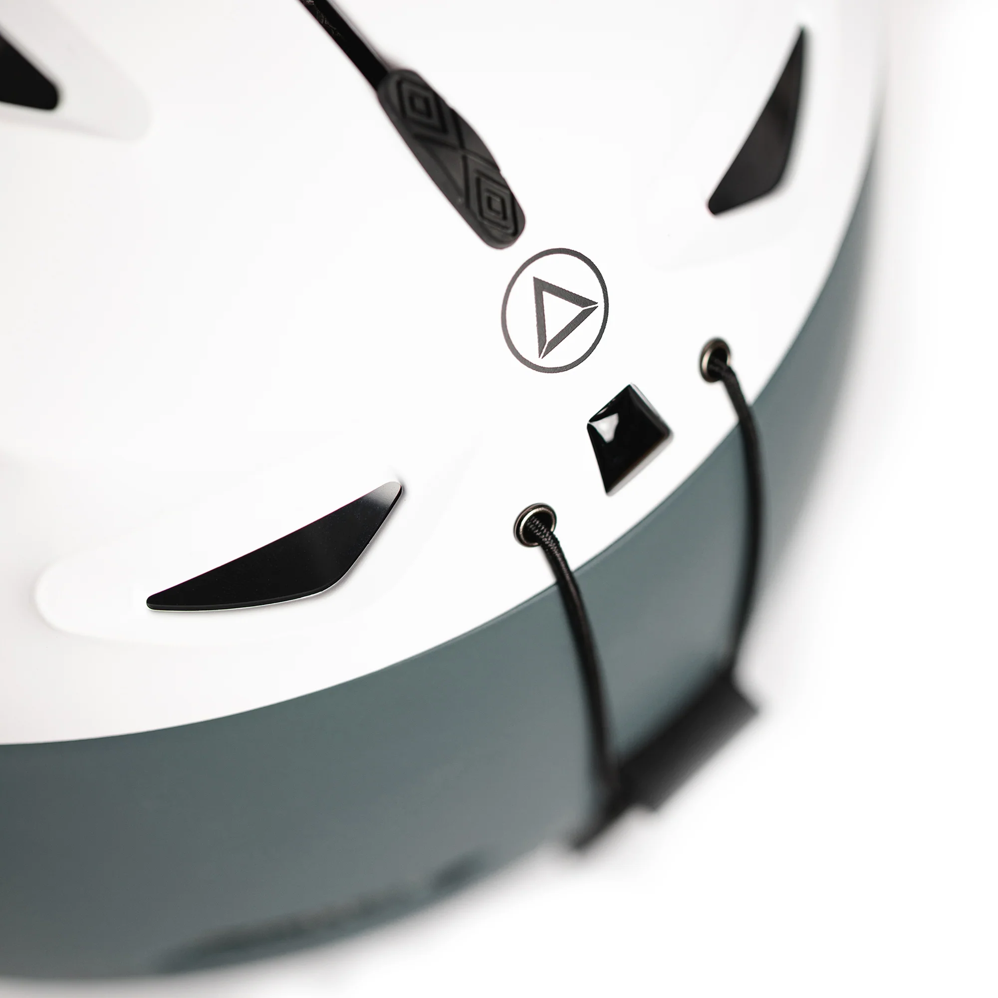 Armor White / Blue - Image 10