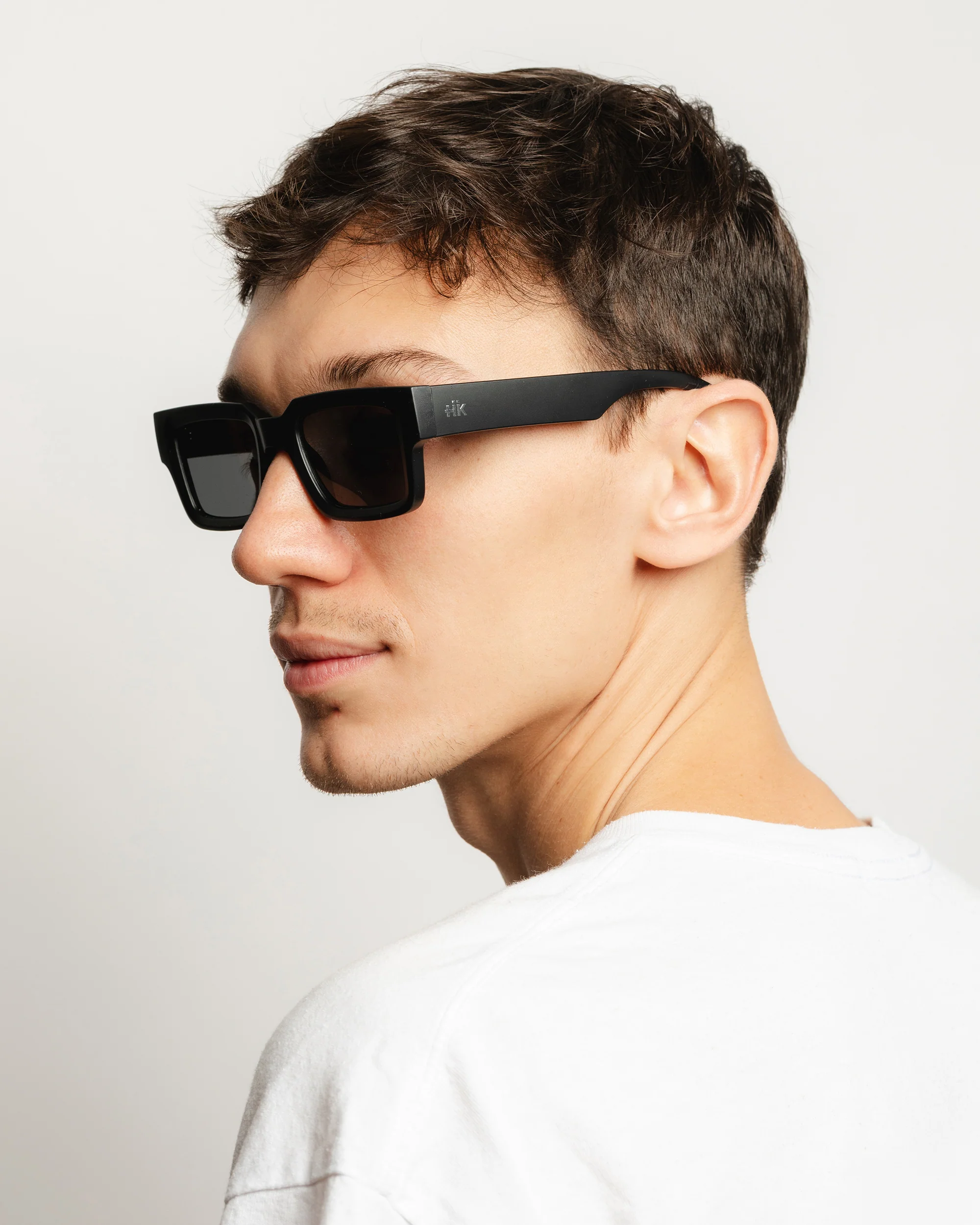 Islander Black / Black - Image 11