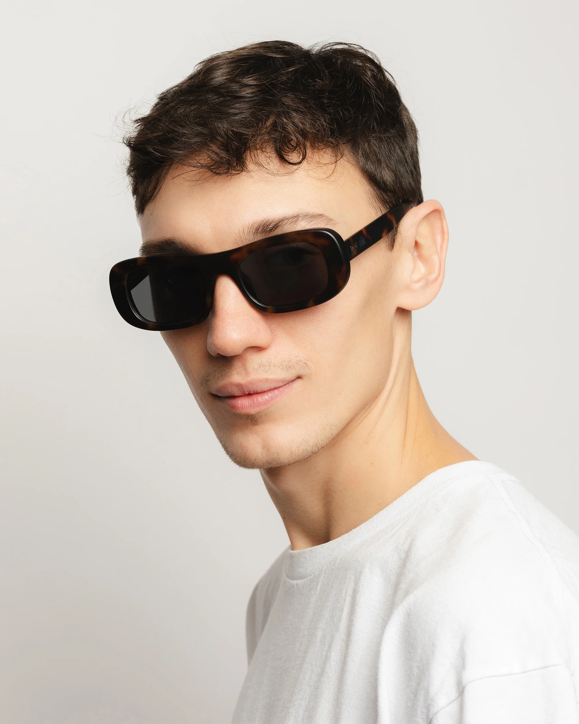 Surfside Tortoise / Black - Image 9