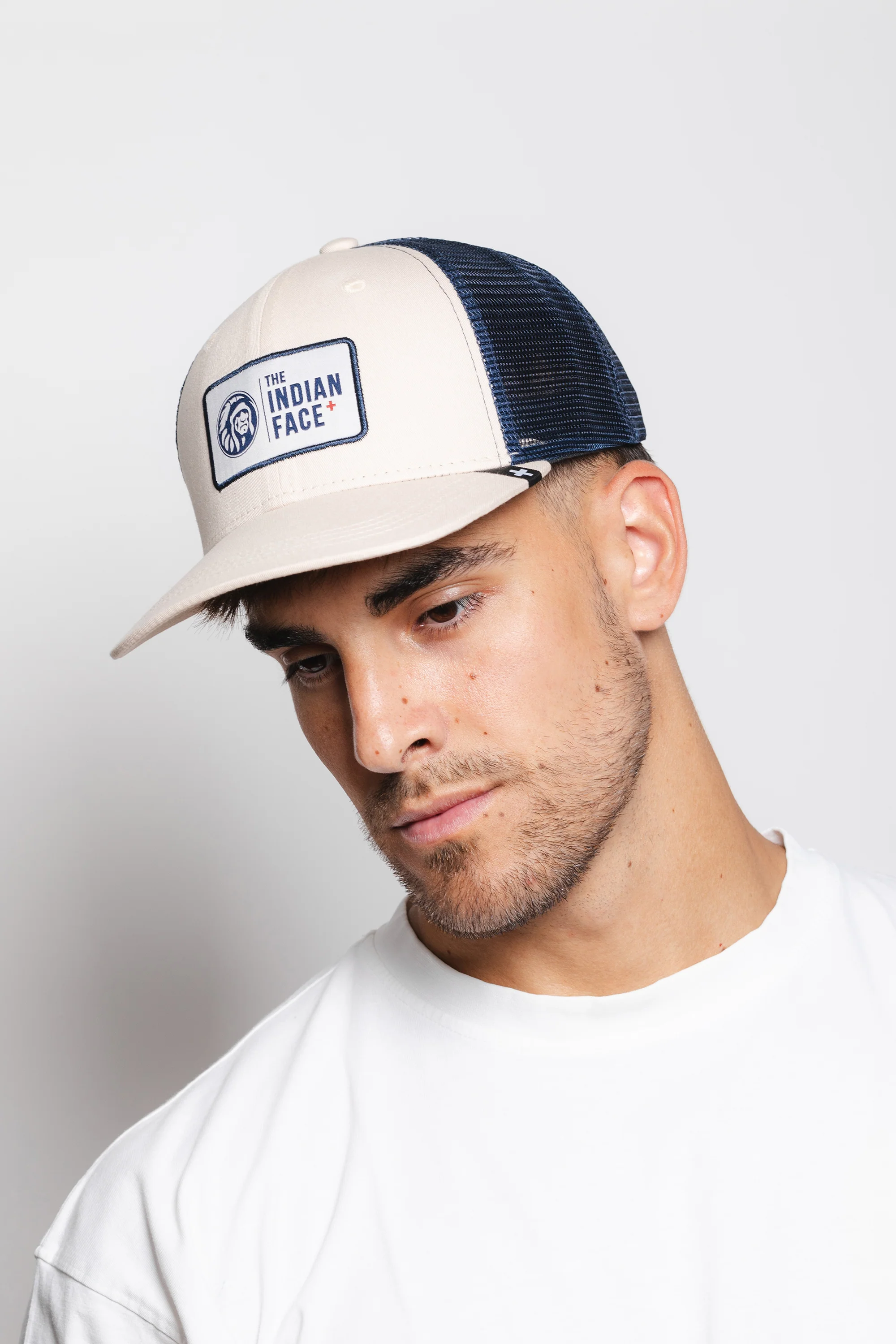 Latitude Beige / Navy Blue - Image 9