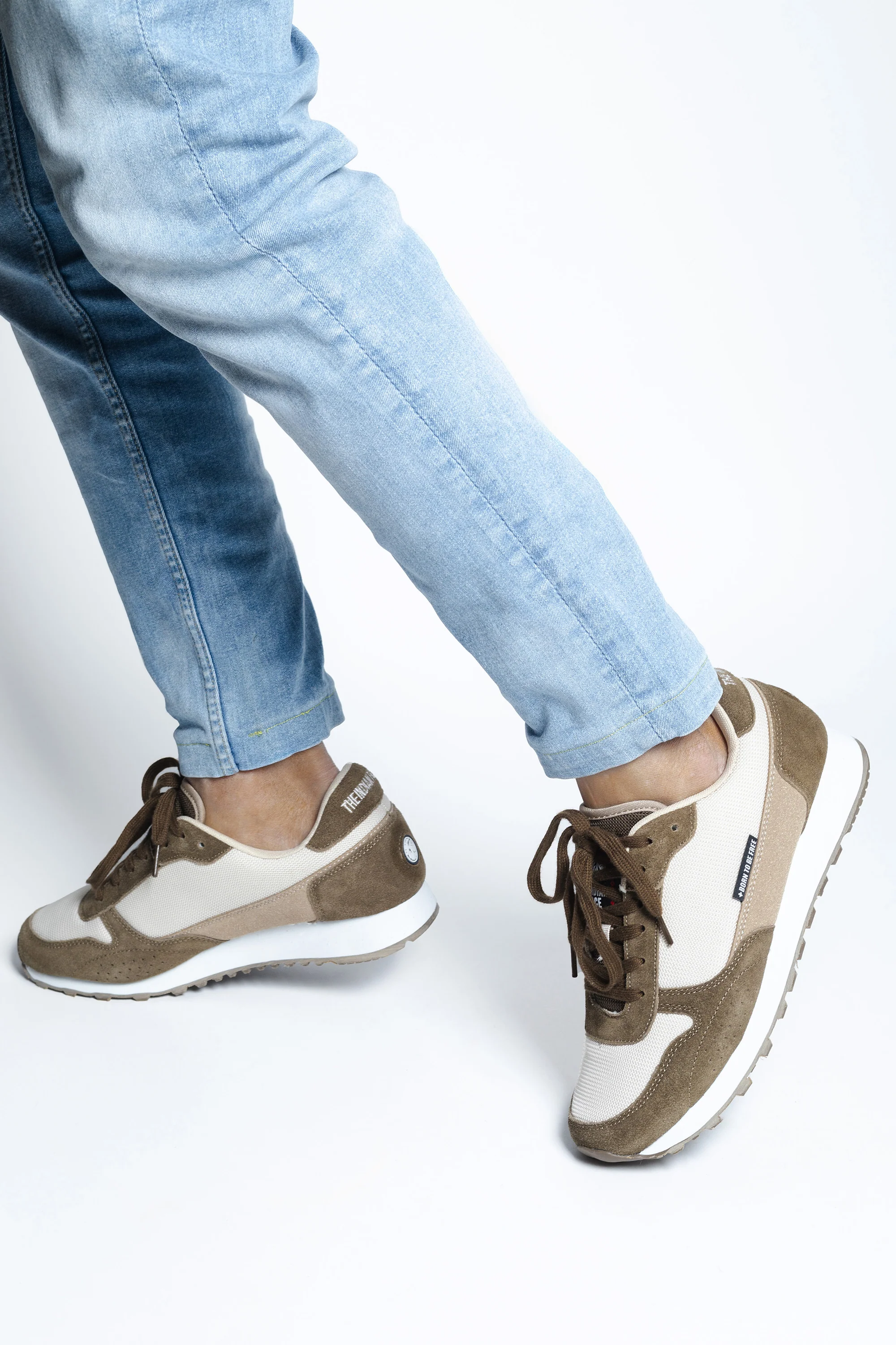 Latitude Brown - Image 14